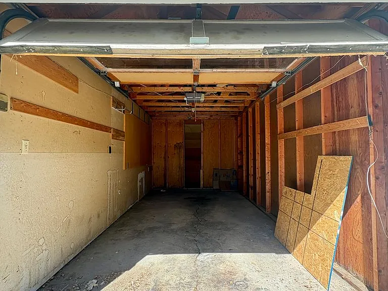 701 Alderson Ave — Photo 20
