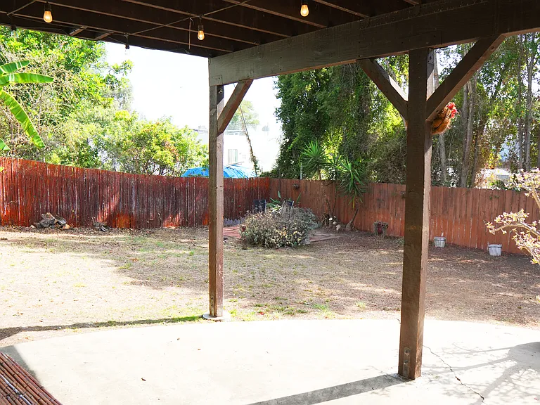 4635 Virginia Ave — Photo 13