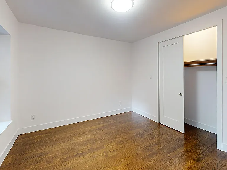 304 E 49th St #4A — Photo 6