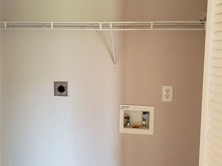 1101 SW 48th Ter — Photo 17