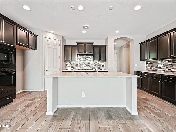 2nd image of 20763 E Mockingbird Dr