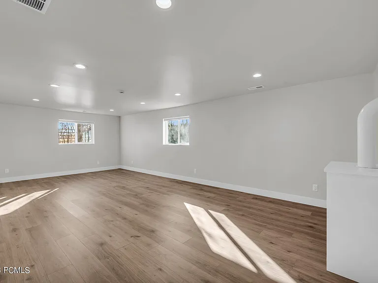 6236 N Countryside Cir — Photo 19