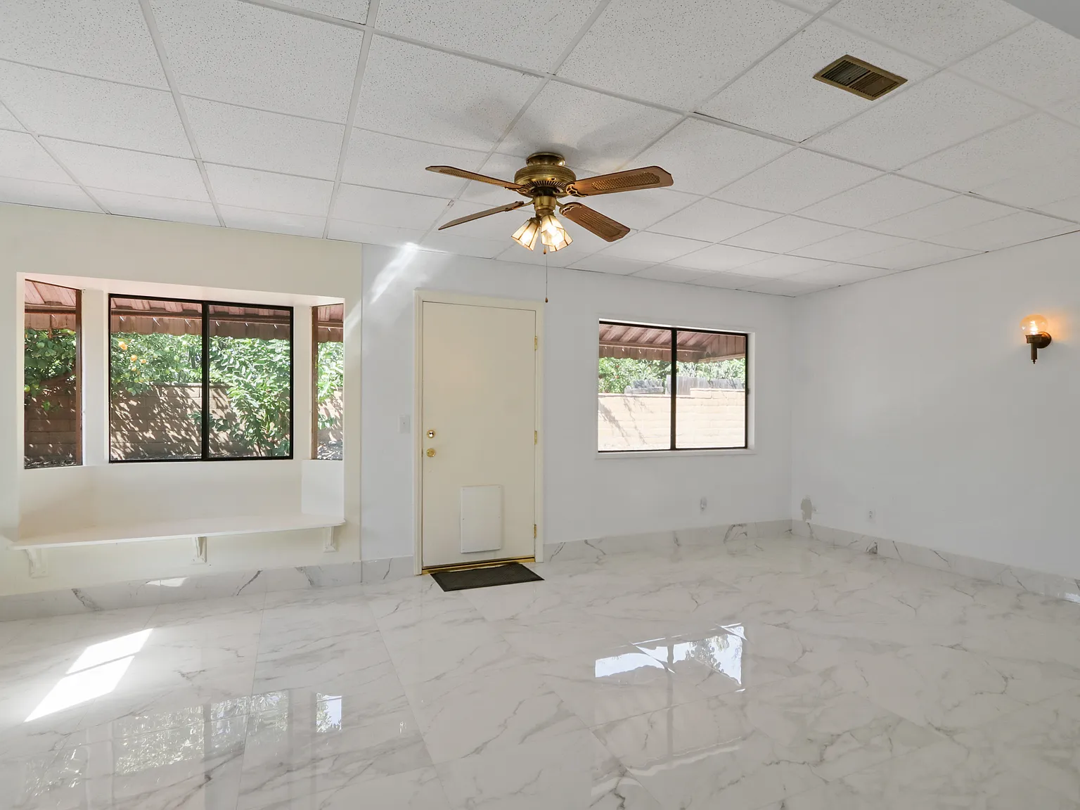 3 bed, 1223 sqft, $3,100 — Photo 3
