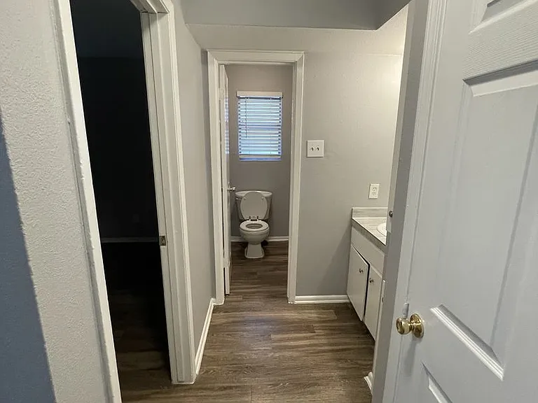 102 Club Dr — Photo 31