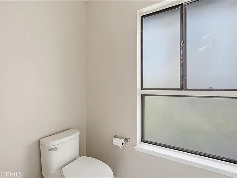 780 S Carriage Cir — Photo 32