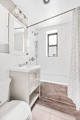 Rented by Compass | media 12