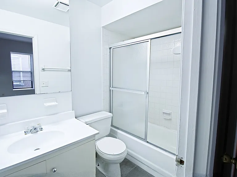 Waterman Pine Apartments LLC — Photo 10