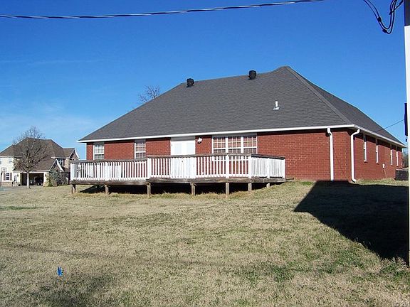 5th image of 543 Wayside Dr