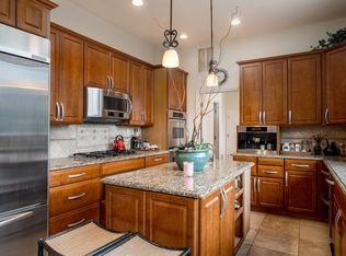 18451 Meadow Ridge Rd, Salinas, CA 93907