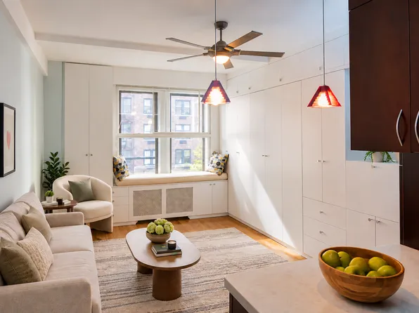 40 West 72nd Street image 1 of 7