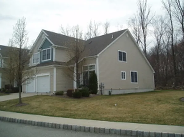 15 Spring Hollow Rd, Wantage, NJ 07461