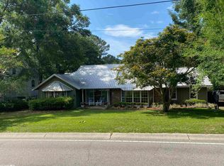 144 Bay View Dr, Daphne, AL 36526