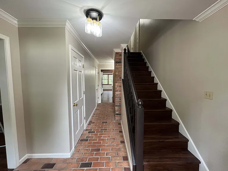 7441 Dillman Rd — Photo 4