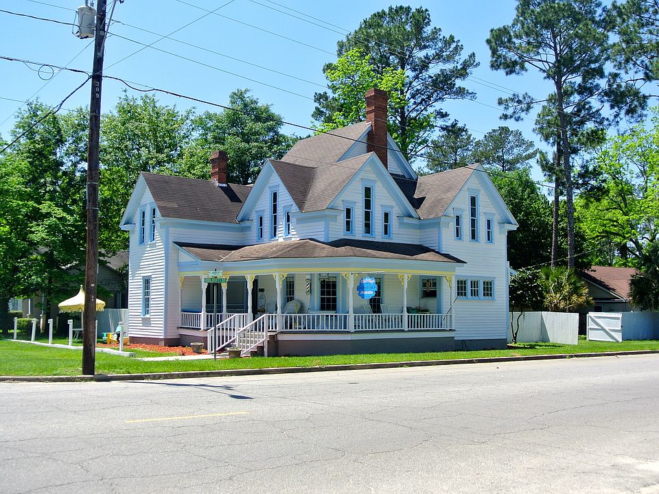 102 S College St, Sparks, GA 31647 Zillow
