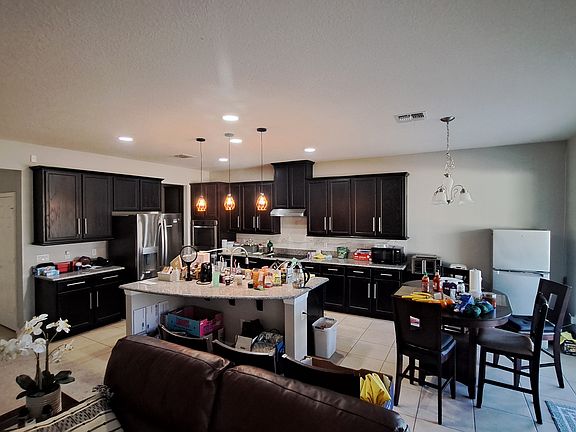 4th image of 2821 Monticello Way #5