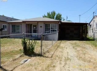 928 NE Willow St, Roseburg, OR