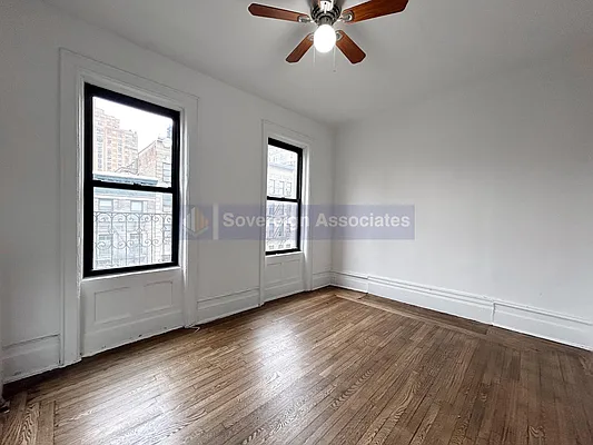 Rented by Sovereign Associates | media 10
