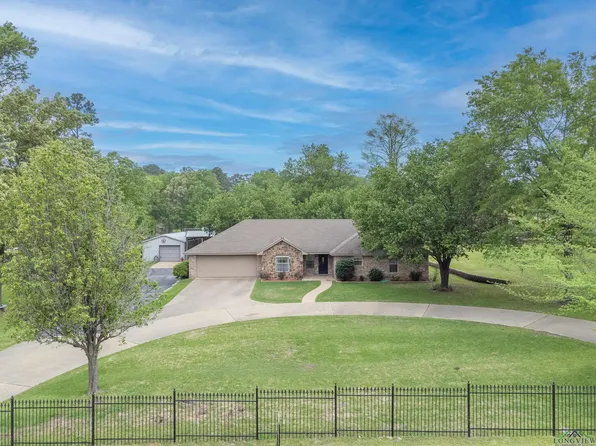 637 Henderson Ln, Longview, TX 75605