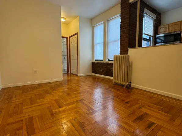 563 West 184th Street image 1 of 5