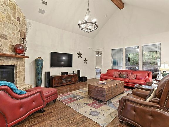 5th image of 566 Village Way