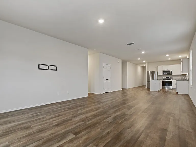 440 Lynwood Gold — Photo 11