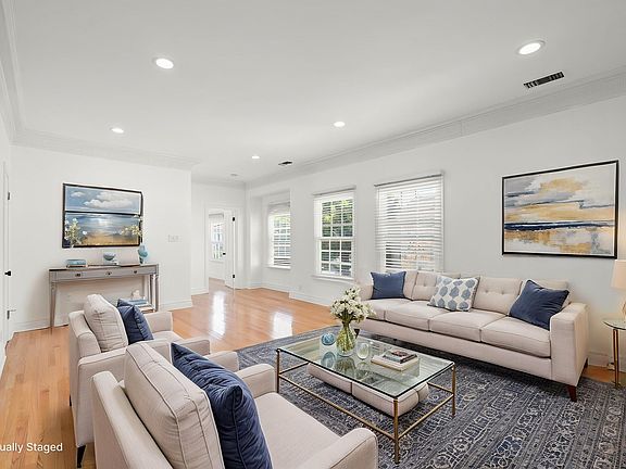 STAGED MAIN ROOM