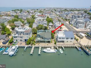 102 S 33rd St, Beach Haven, NJ
