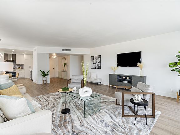 5th image of 3850 Galt Ocean Drive #1606