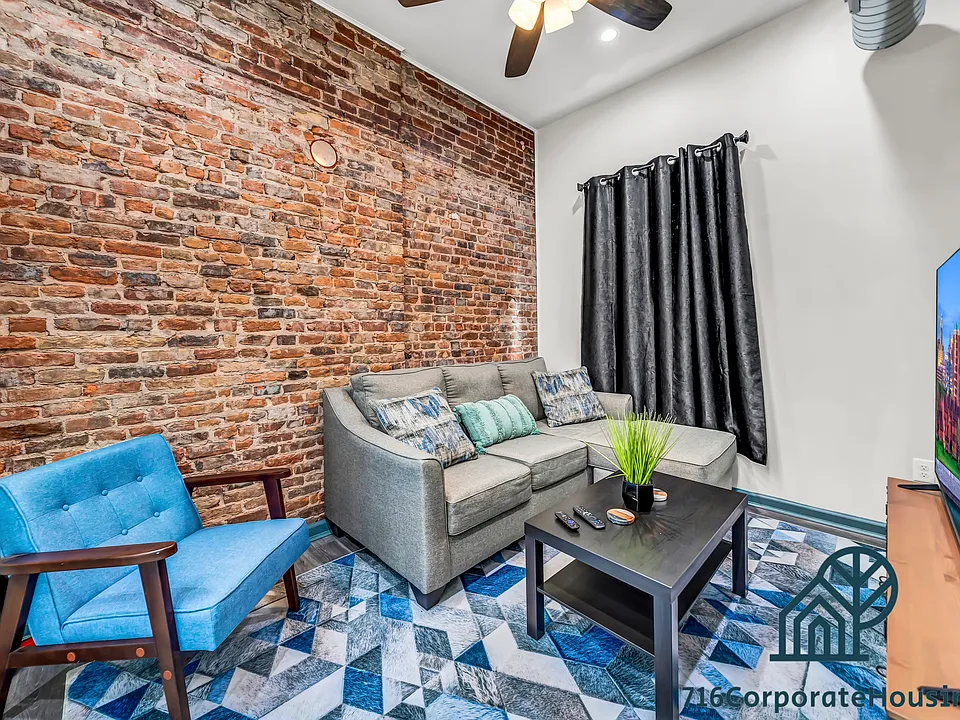 44 E Utica St #3D
