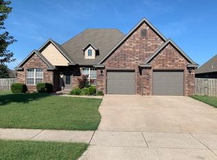 4106 SW Layton Rd, Bentonville, AR 72713