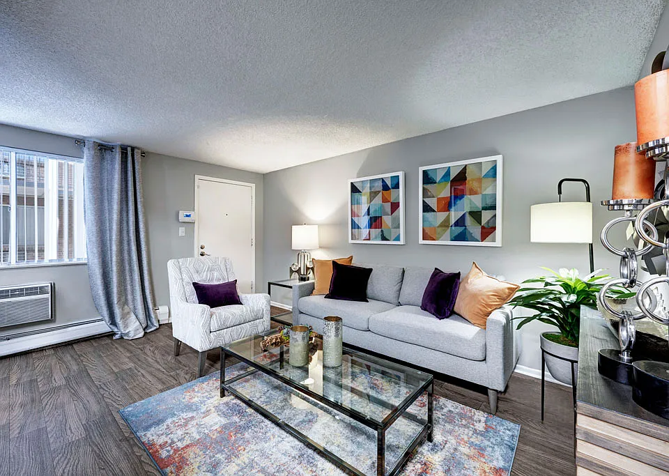Ten 30 & Ten 49 Apartments