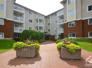 268 Lorry Greenberg Dr #113, Ottawa, ON K1T 3K1