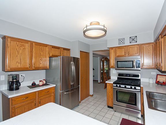 5th image of 2287 Cheshire Dr