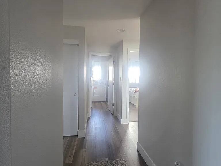 7024 Pierce Dr N — Photo 7