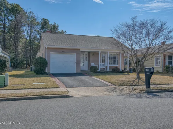109 Paradise Boulevard, Toms River, NJ 08757