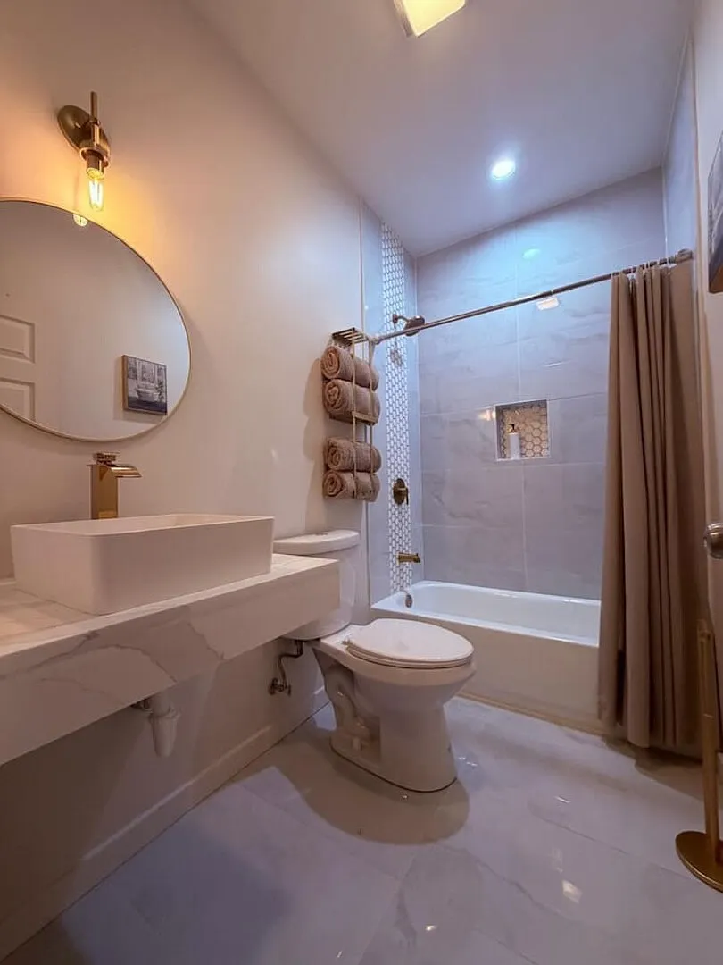 Sunrise Modern Condo by the Park | Sleeps 8 — Photo 4