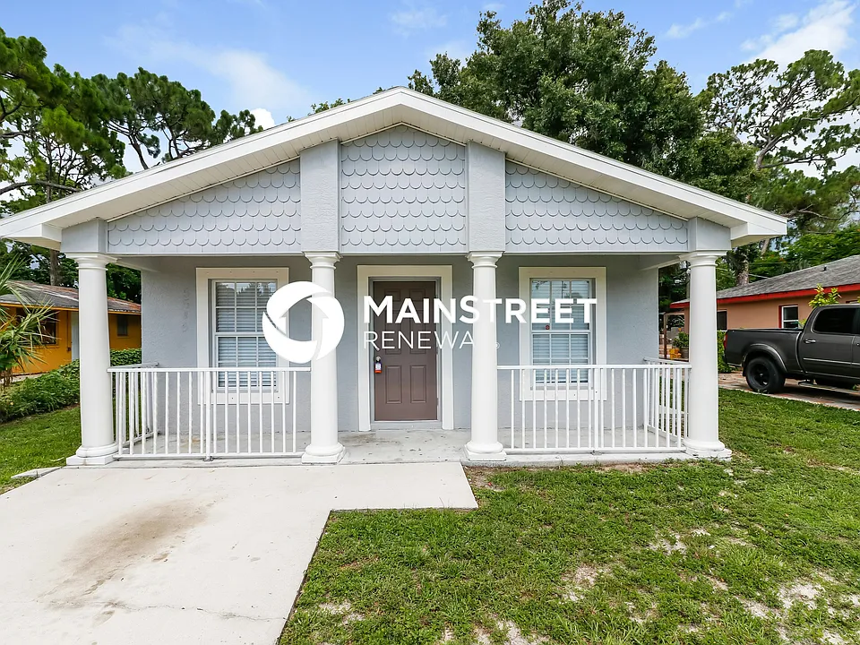 5545 5th Ave