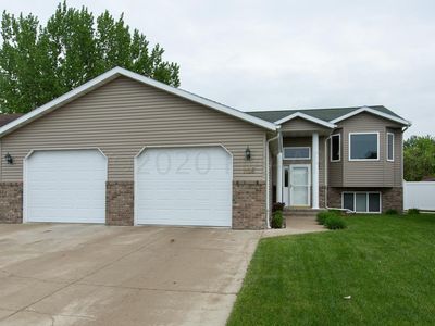 1126 18th St N, Moorhead, MN, 56560