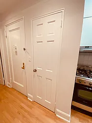 Rented by Metropolis Real Estate of Manhattan