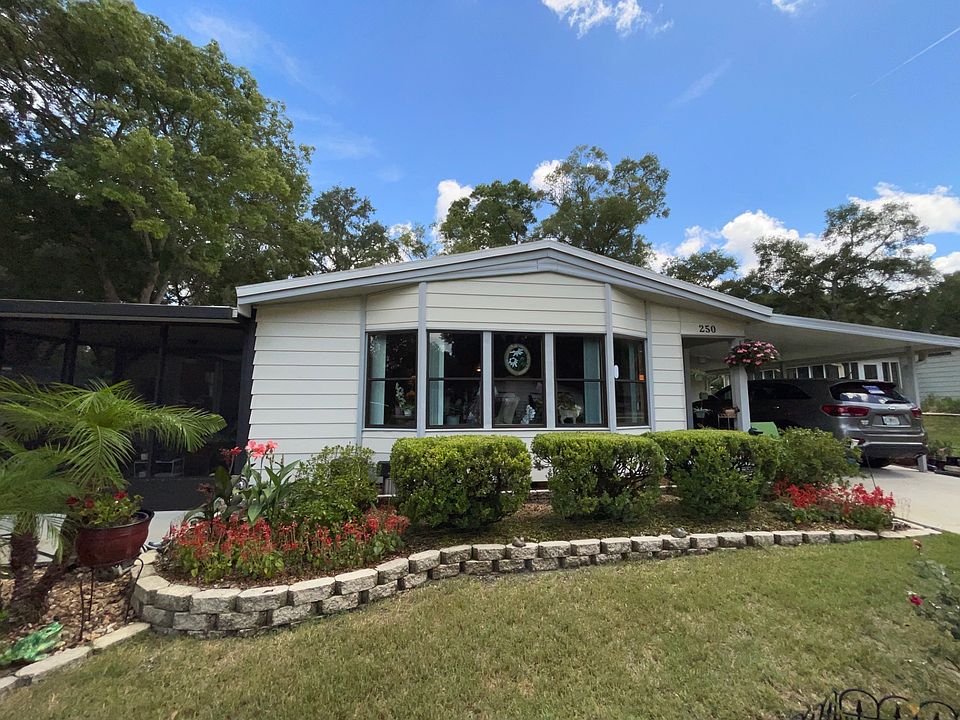 1st image of 250 Palm Cove Dr