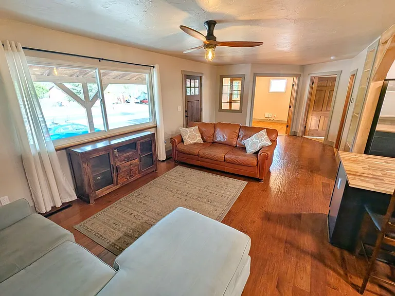 2404 Monterey Rd — Photo 5