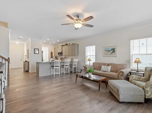 5205 Sorrell Glen Dr, Raleigh, NC 27603