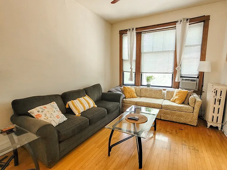 1401-03 N. Wicker Park Ave./1826 W. Evergreen Ave. — Photo 11
