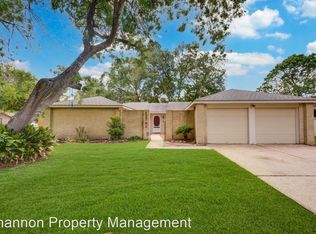 17742 Fife Ln, Webster, TX 77598