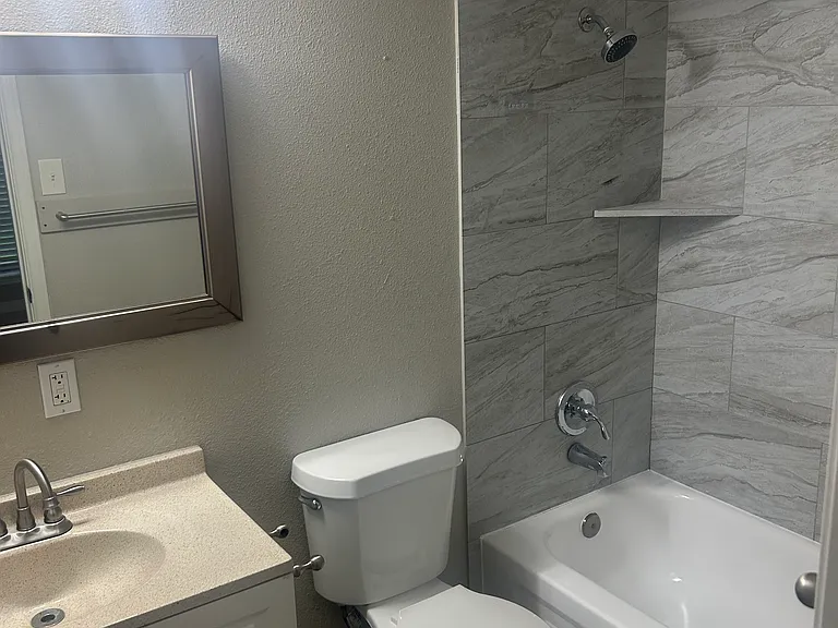 5114 Scottwood Dr — Photo 10