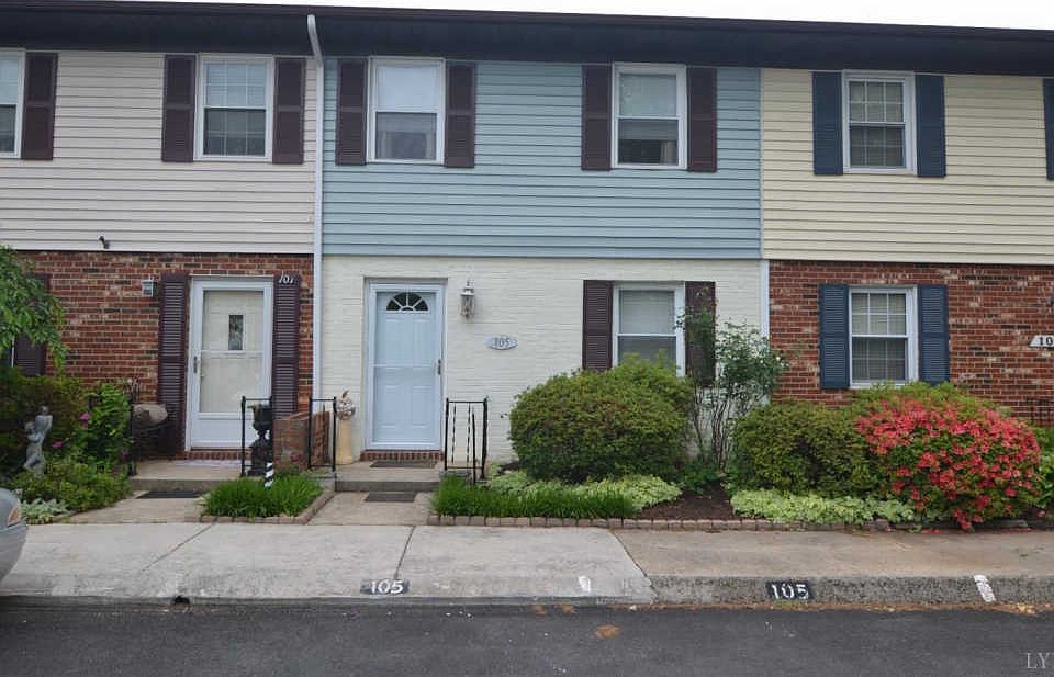 1st image of 105 Belle Terre Dr