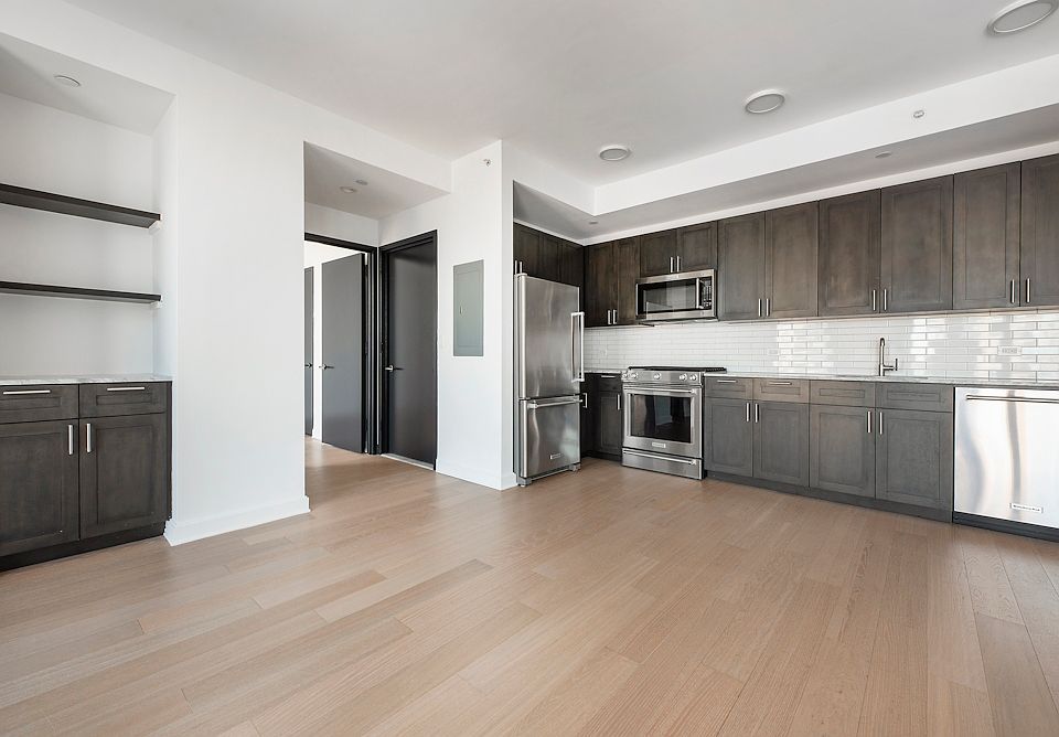 1st image of 21 W End Ave APT 2901
