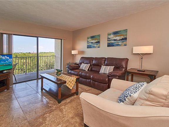 2nd image of 19451 Gulf Blvd APT 206