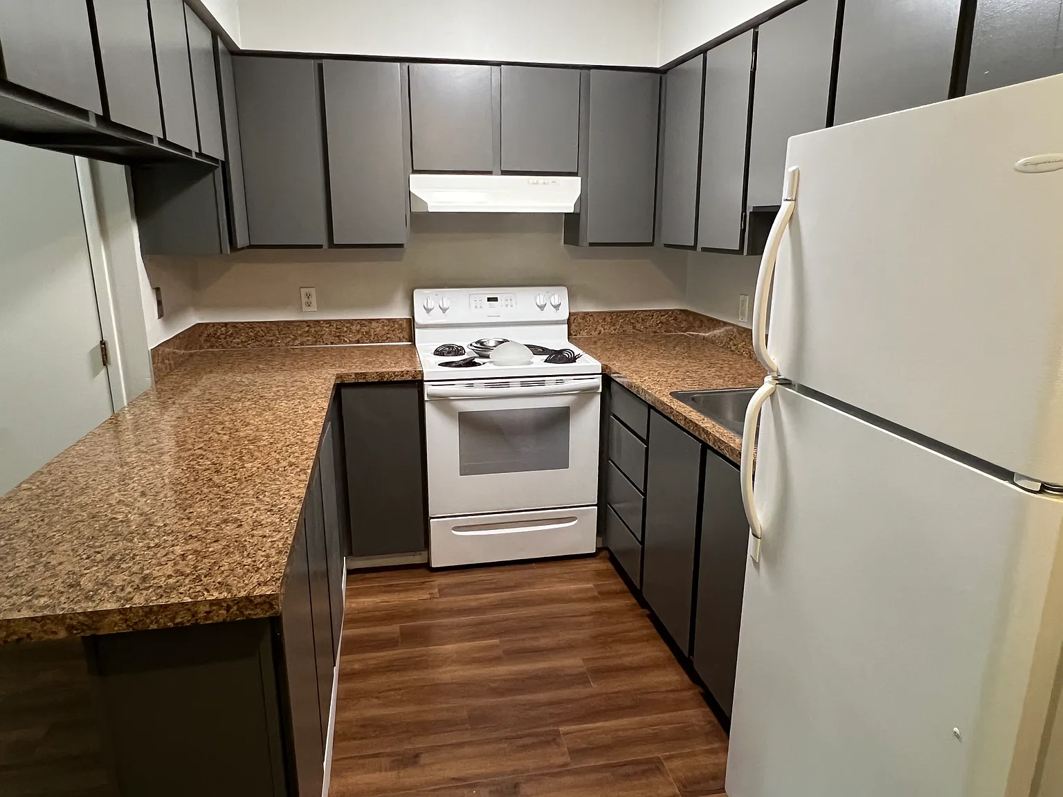 1 bed, $1,400 — Photo 4