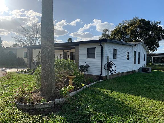 4th image of 80 N Meadow Dr